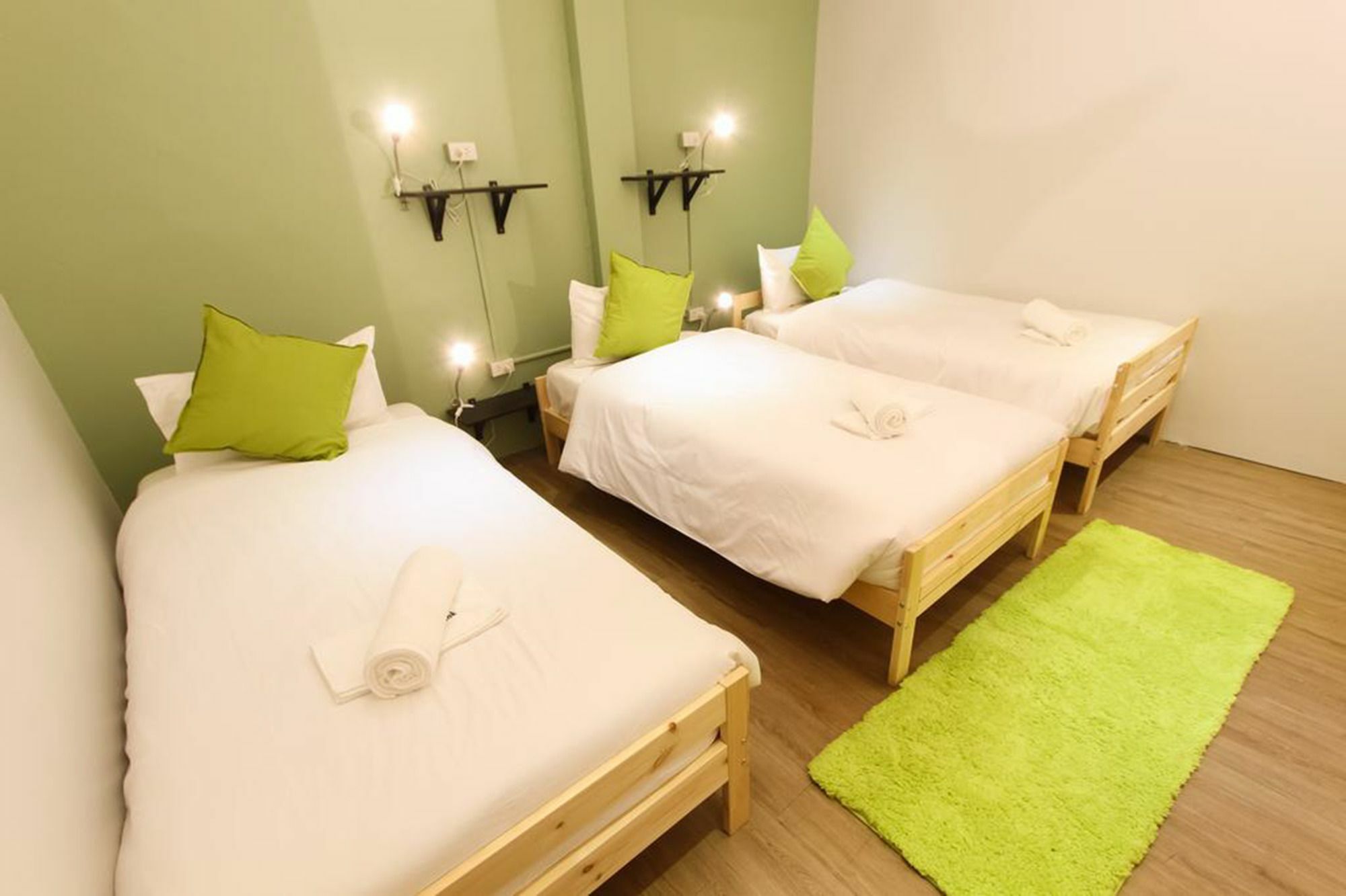 Folk Poshtel Silom Bangkok