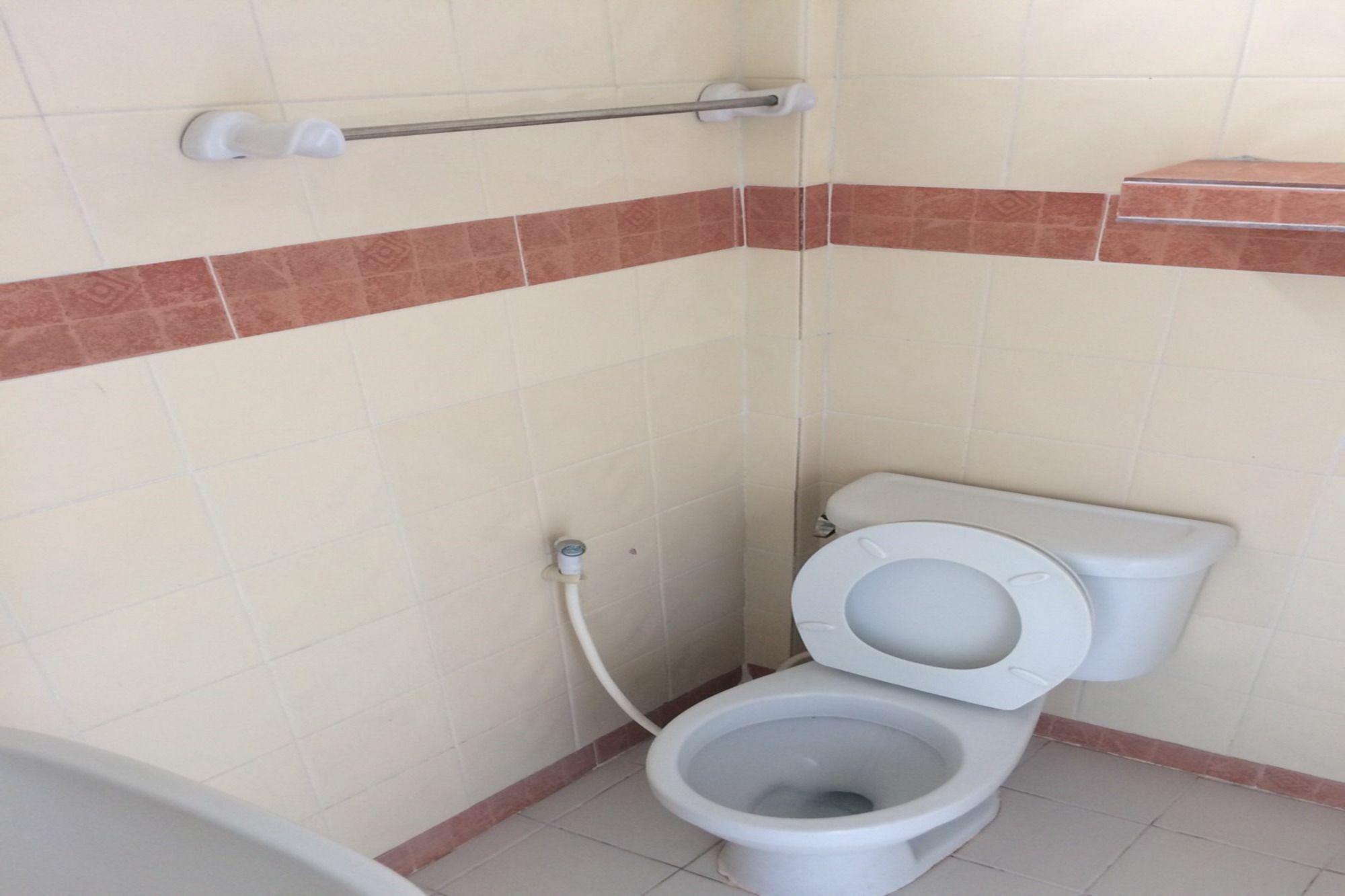 Hotel Baan Khun Mae 2*