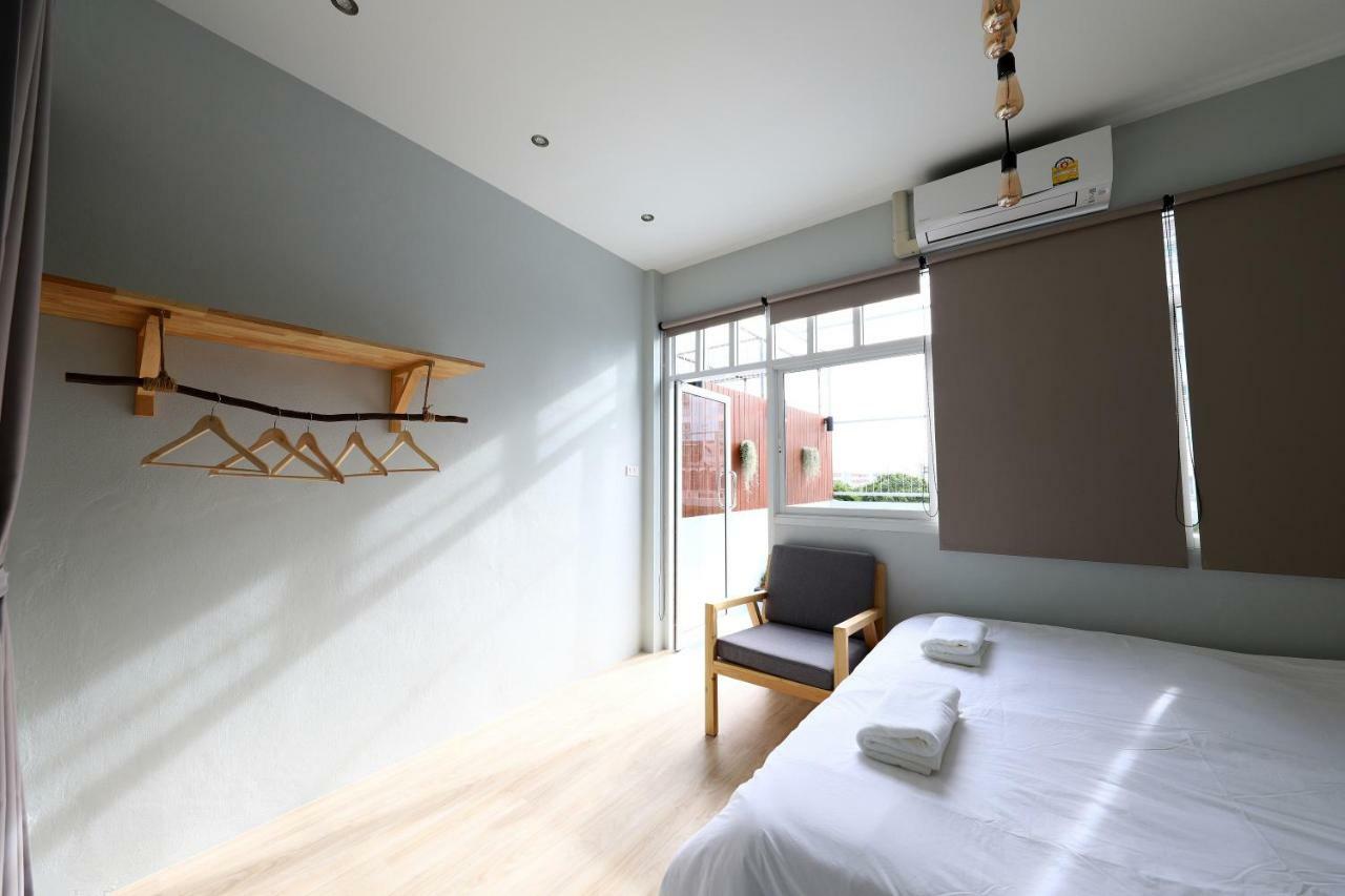 Ekanake Hostel Bangkok