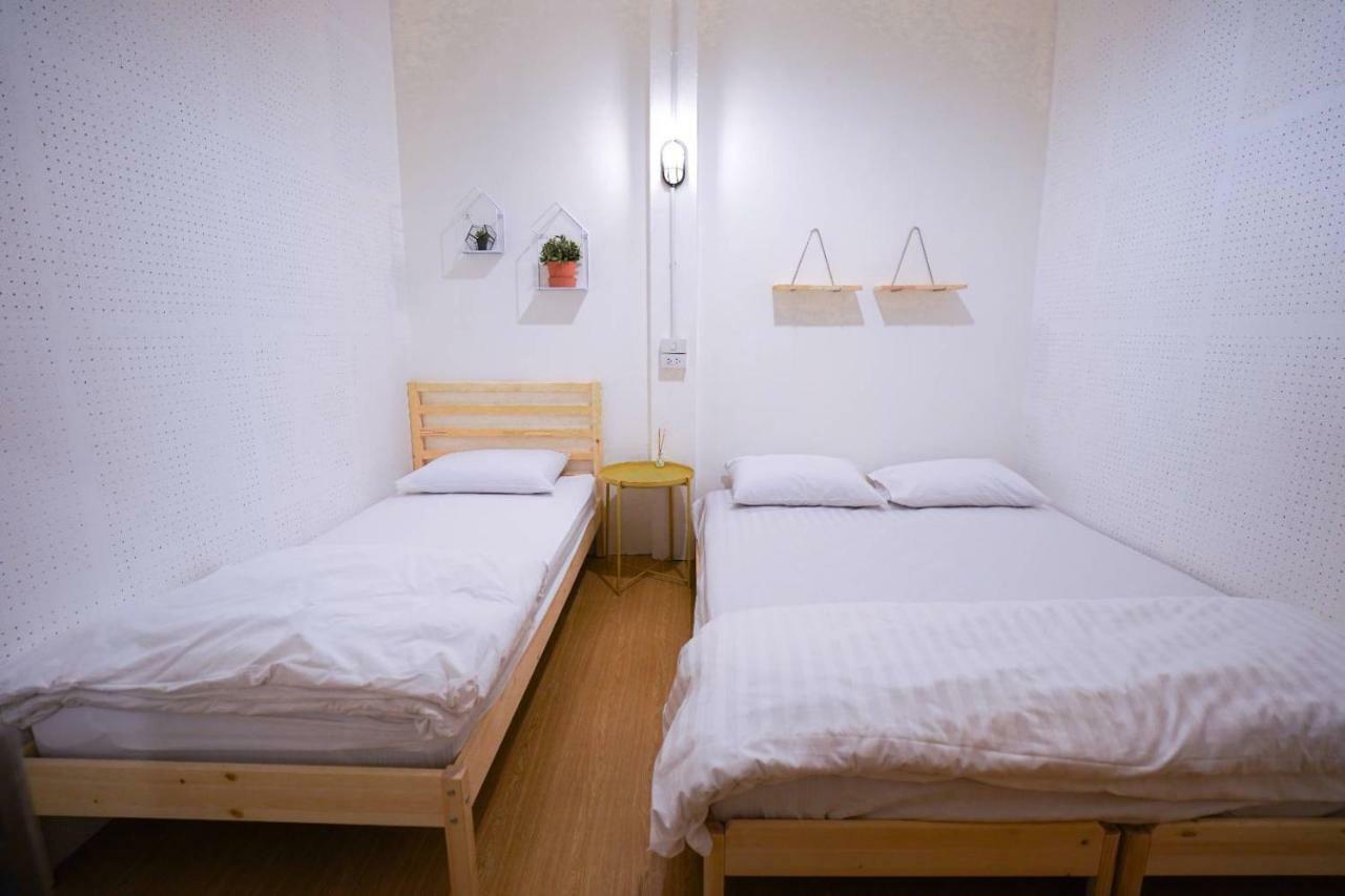 Simple To Sleep Hostel *