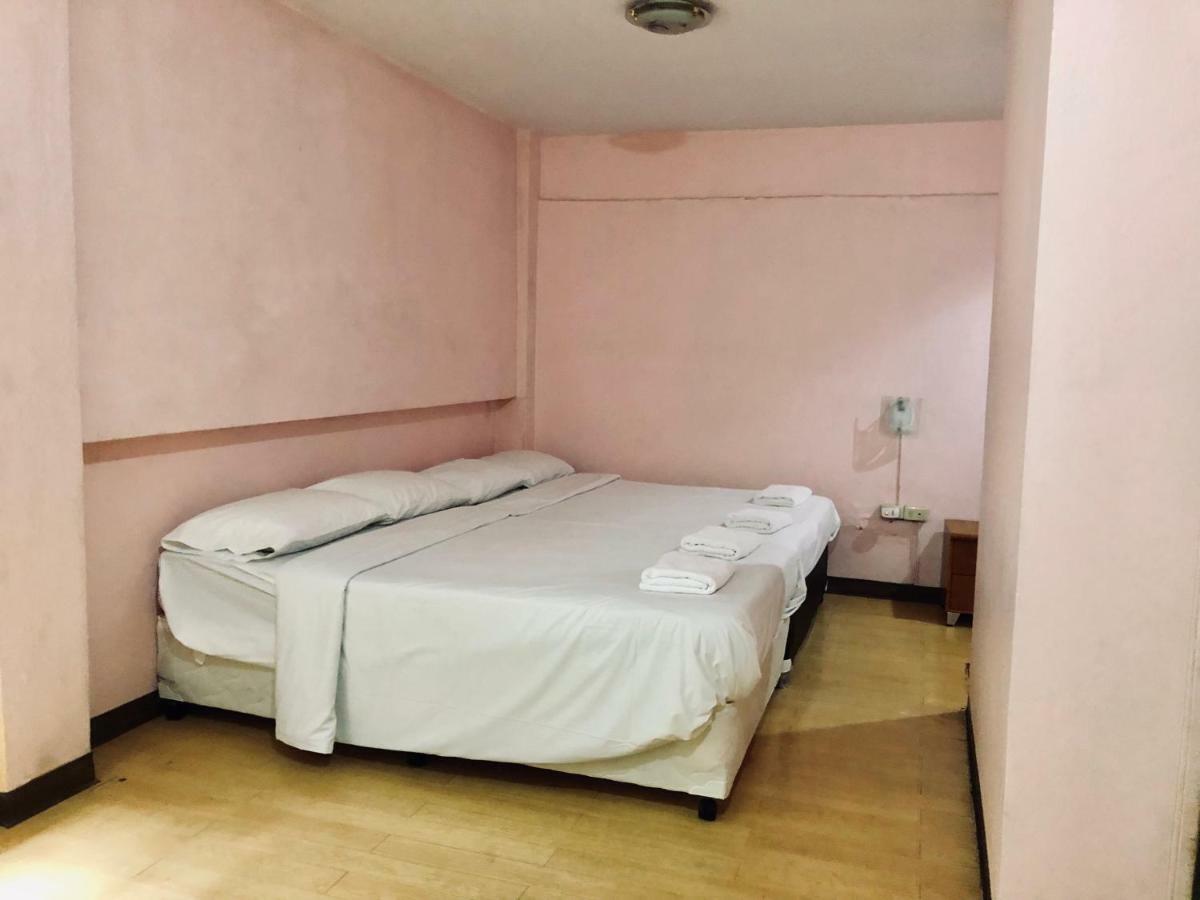 Apartment Rajparop Place *
