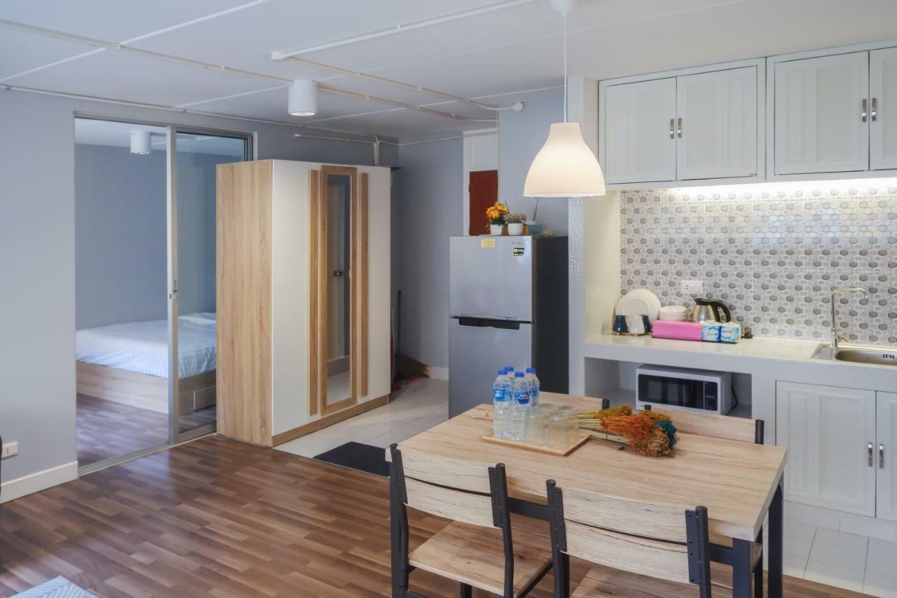 Homestay Impact Popular Comdominium