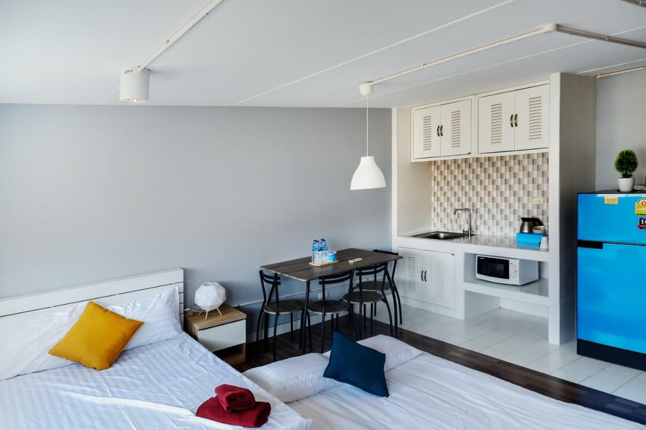 Homestay Impact Popular Comdominium Bangkok