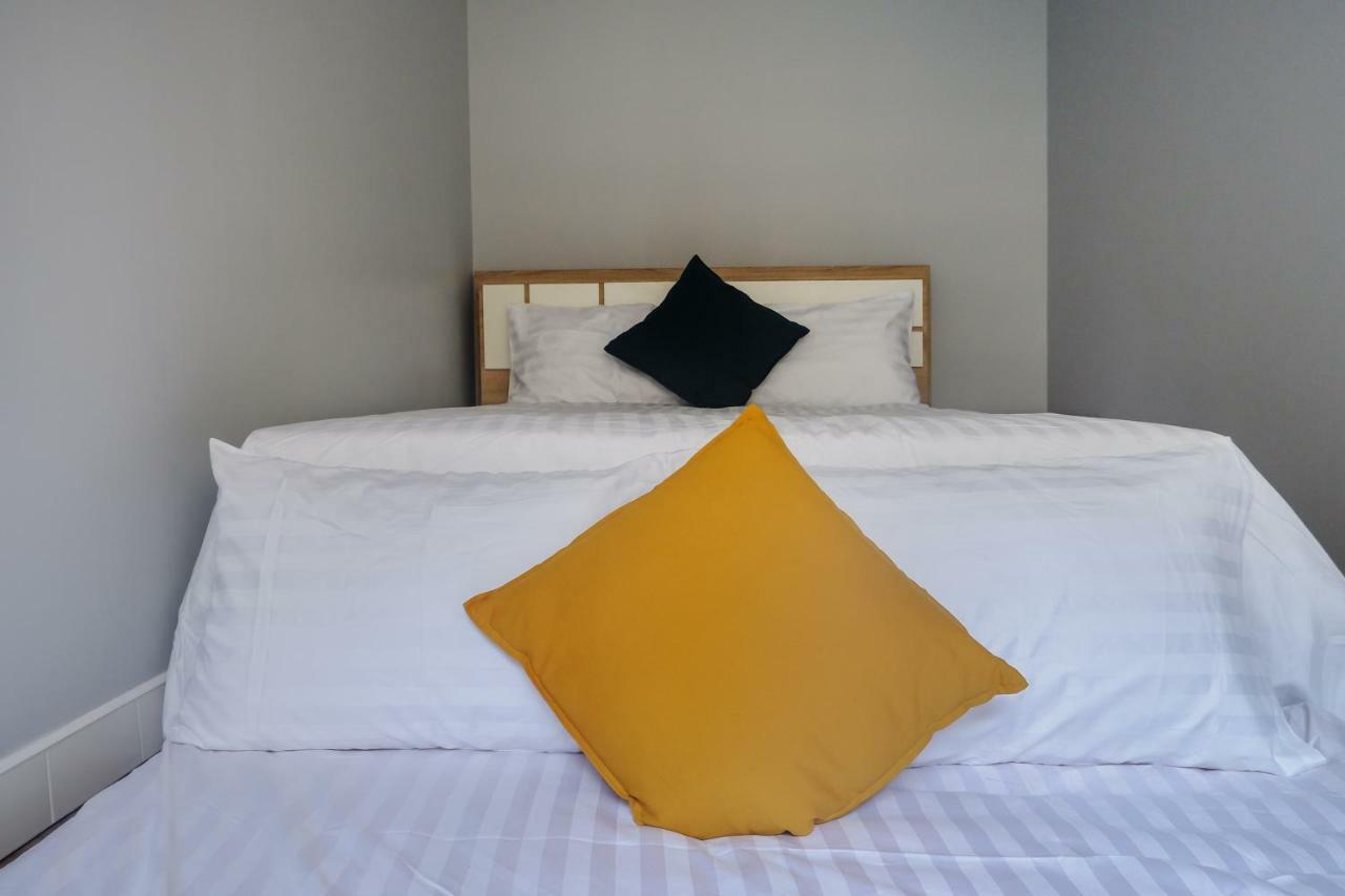 Impact Popular Comdominium Homestay *