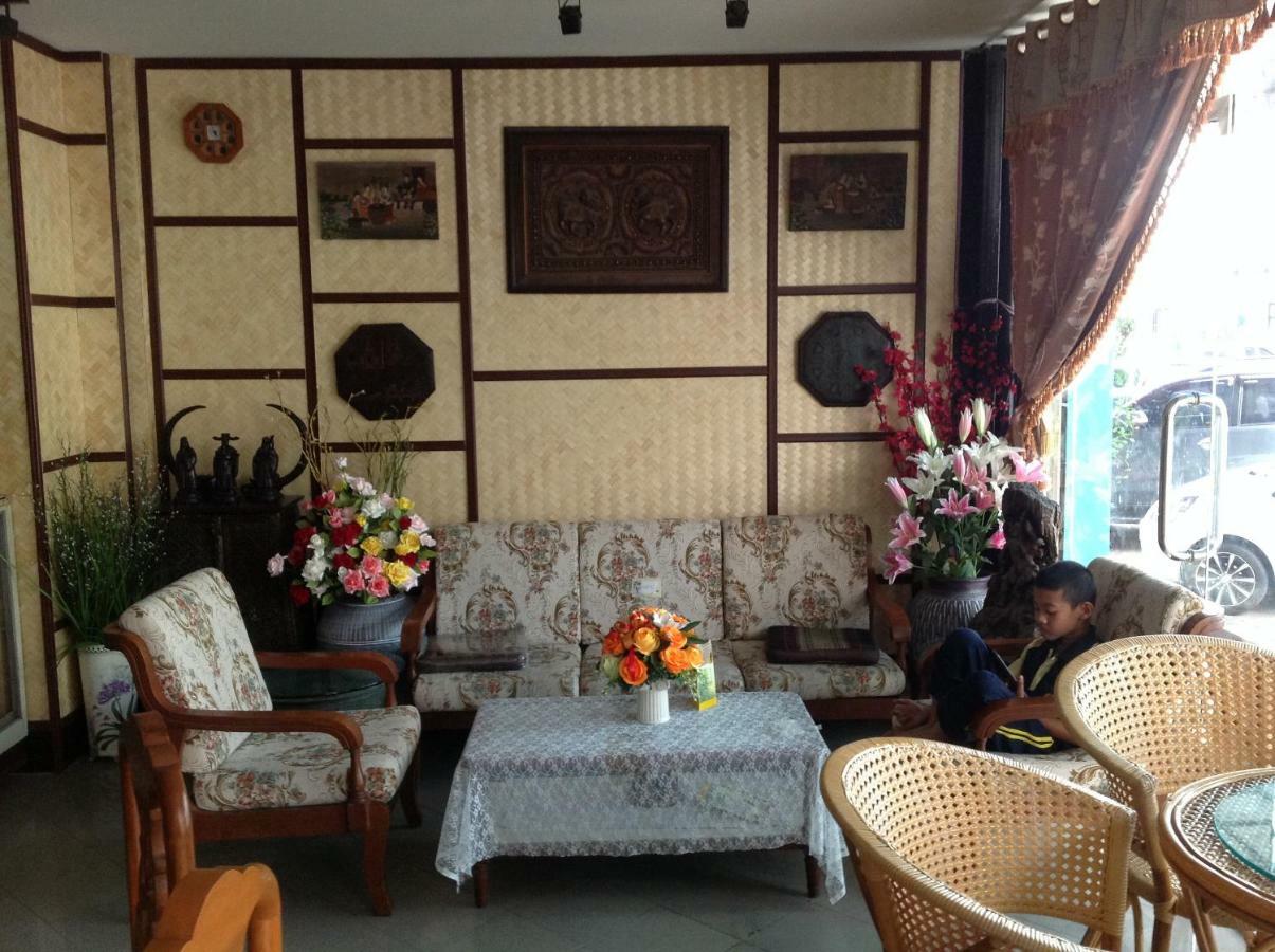 Hostel Ruan Ben Ja Don Mueang,bangkok *