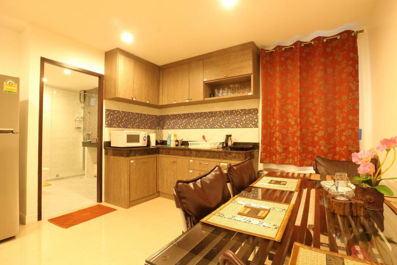 Serena Sathorn Apartemen