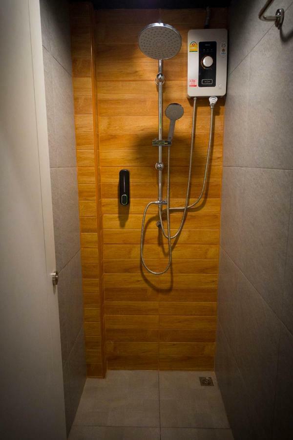 Comfy Bed (adults Only) Hostel *
