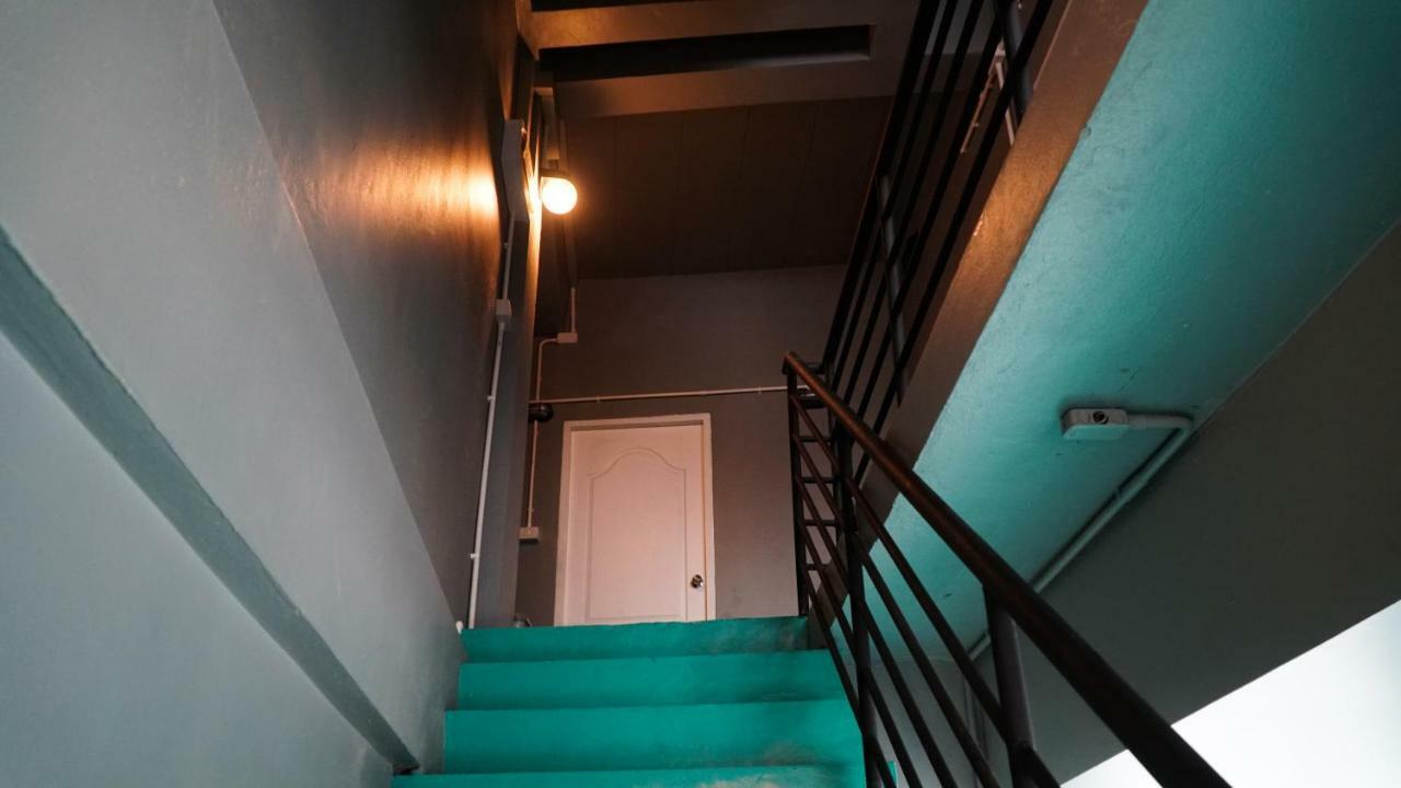 Nara Cafe And Hostel Bangkok
