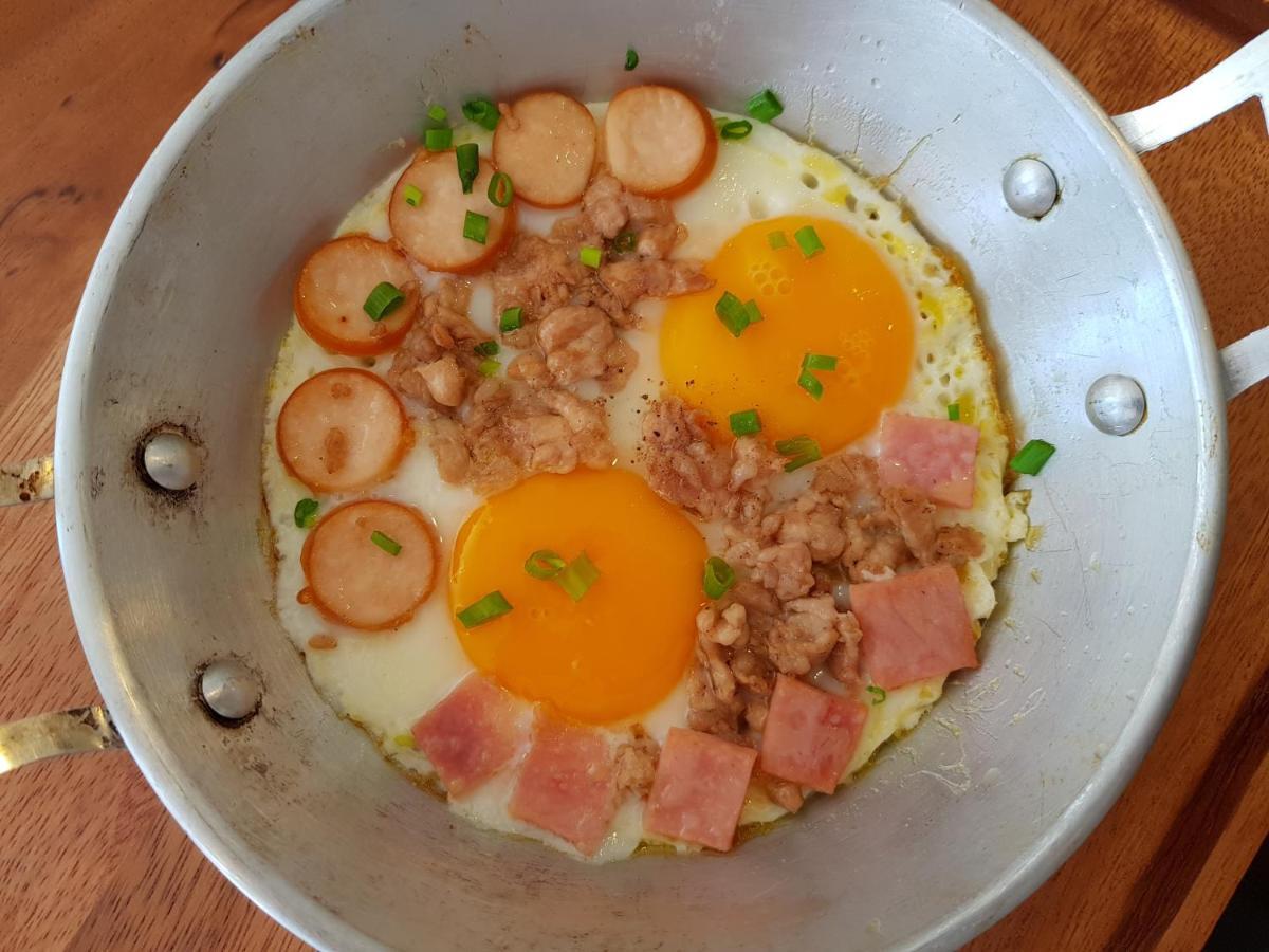Gasthuis Chan Guest