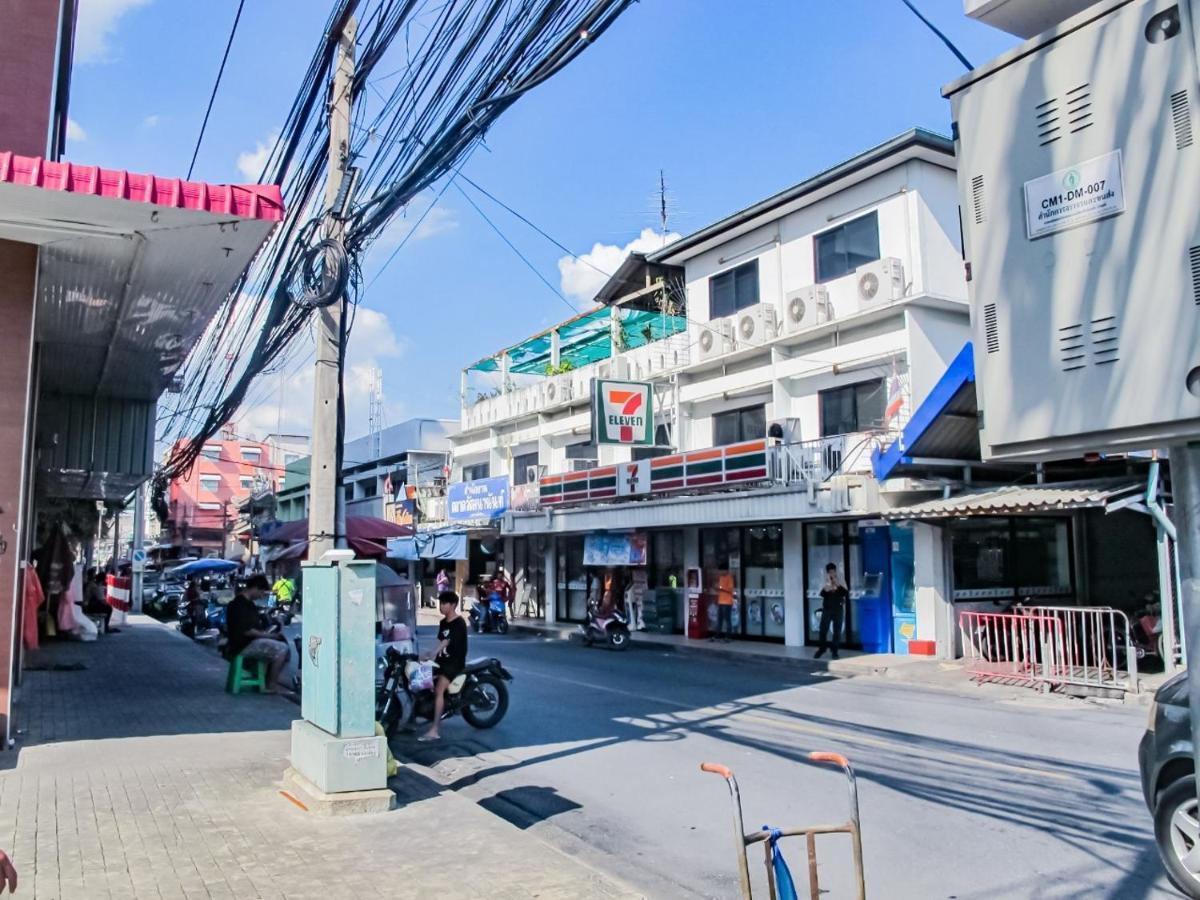 Homey-sleepy Don Mueang Airport Hostel Bangkok