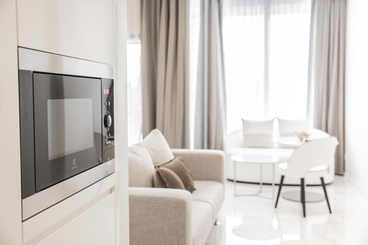 Hyde Sukhumvit 11 Floor 2 *