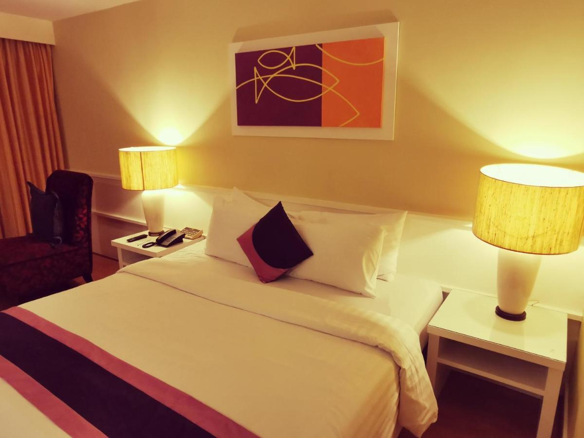 Tongtara Riverview 4* Bangkok