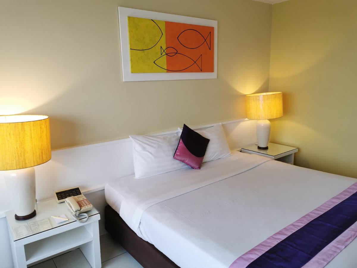 Hotel Tongtara Riverview 4*