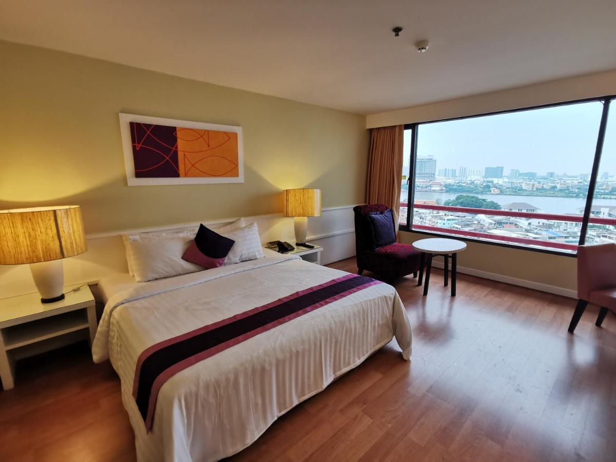 Tongtara Riverview Hotel