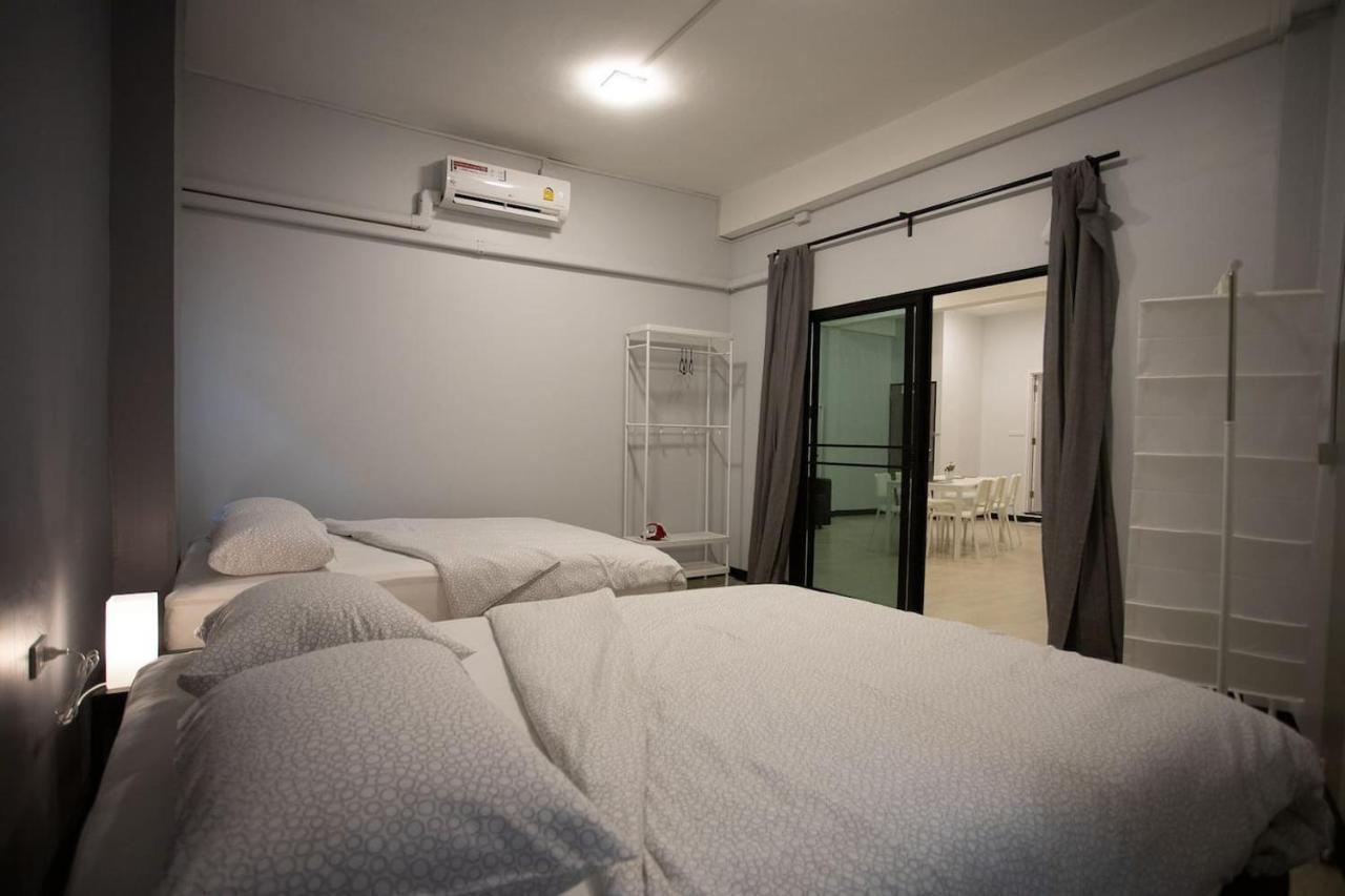 U2 Large 2 Bedrooms 100m To Bts Station *