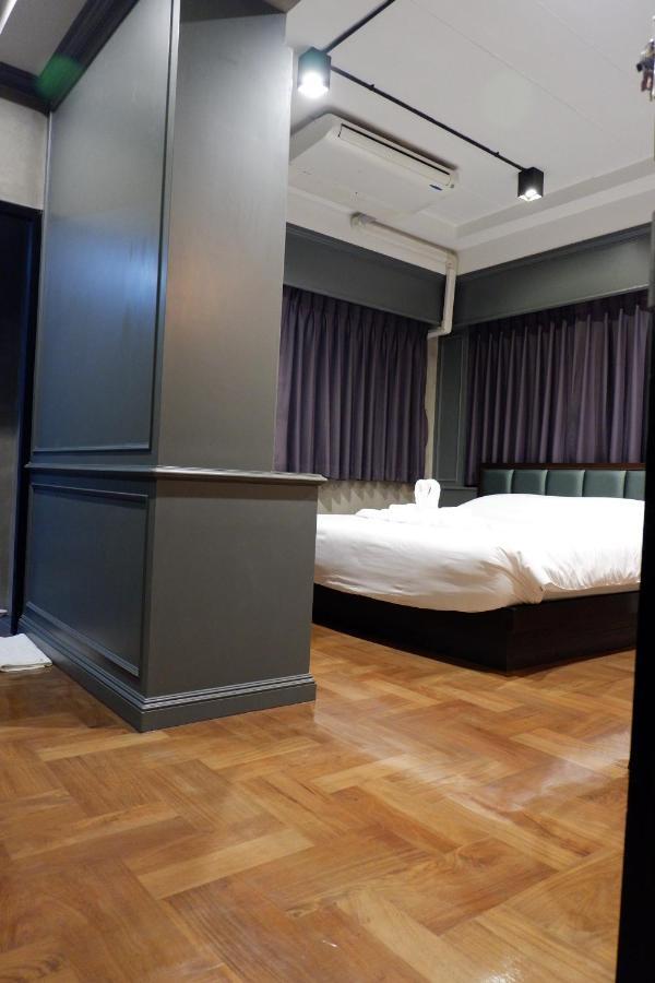 Bed Place Banguecoque