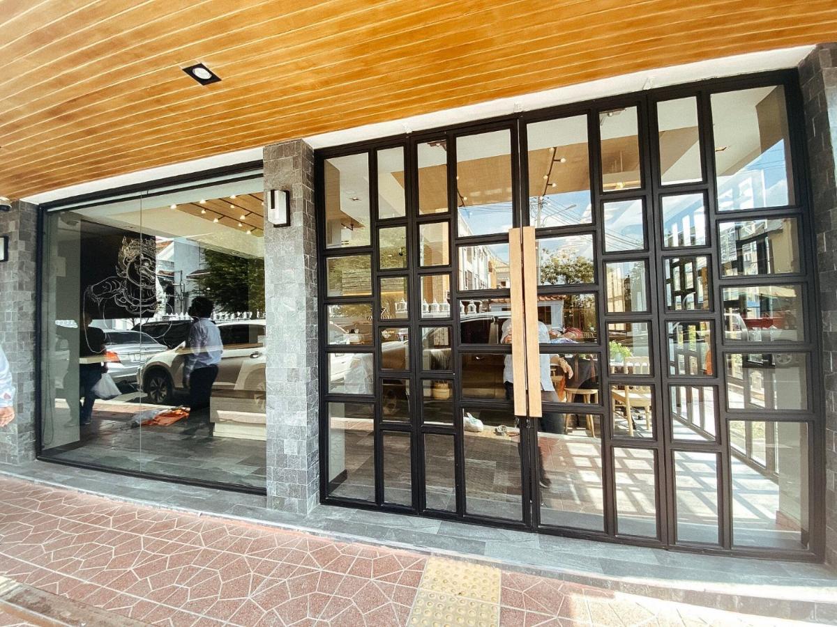 Yakthai Poshtel Hostel Bangkok