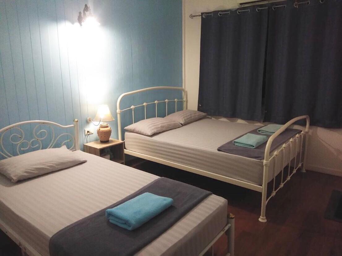Hostel Baan Chanasongkram
