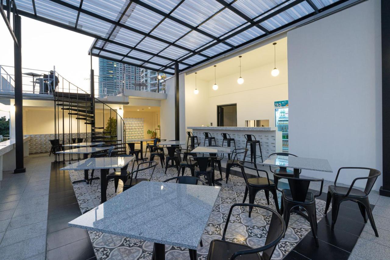 Kowtha Rivertel Hotel