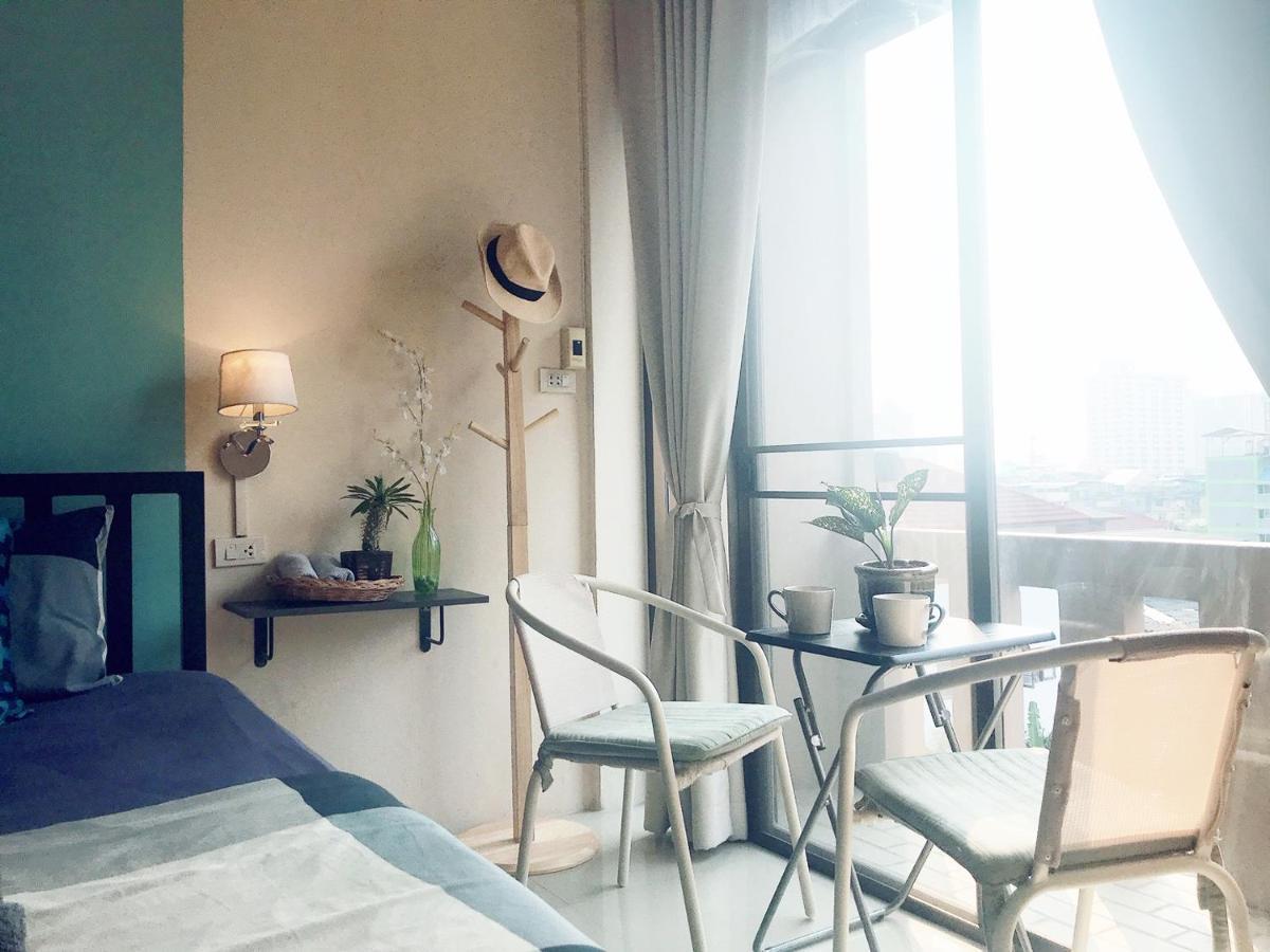 Rama9 Kamin Bird Hostel Bangkok