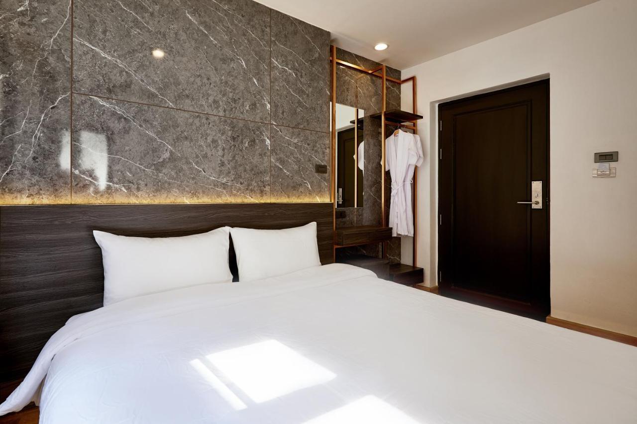 Hotel Livinn91 3*