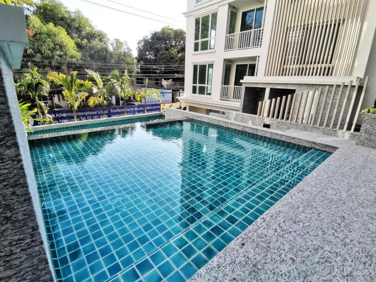 Hotel Bless Ekkamai 4*