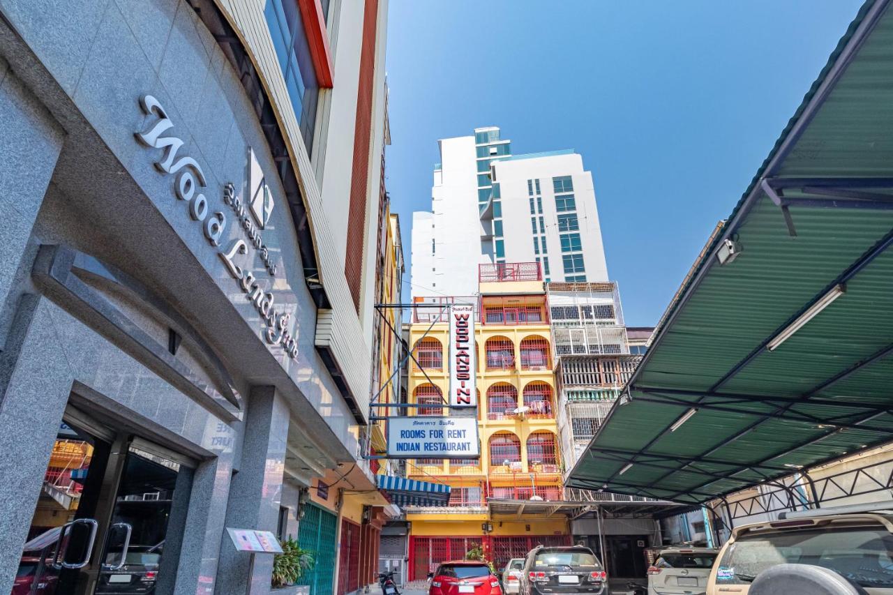 Woodlands Penginapan