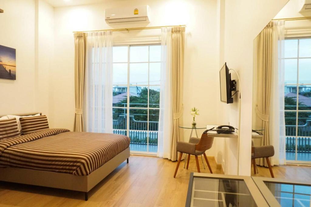 Hotel The Square 101