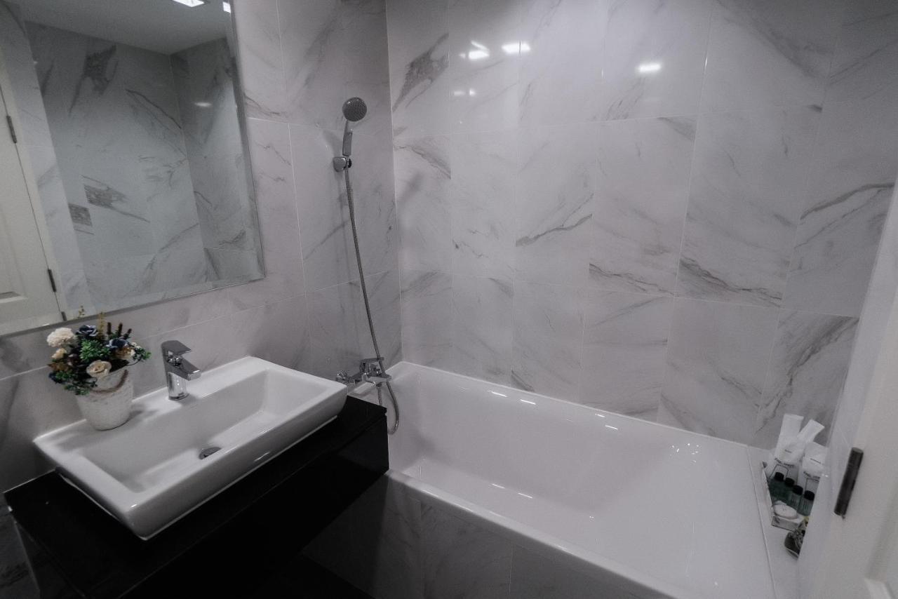 Hotel Bless Ekkamai 4*