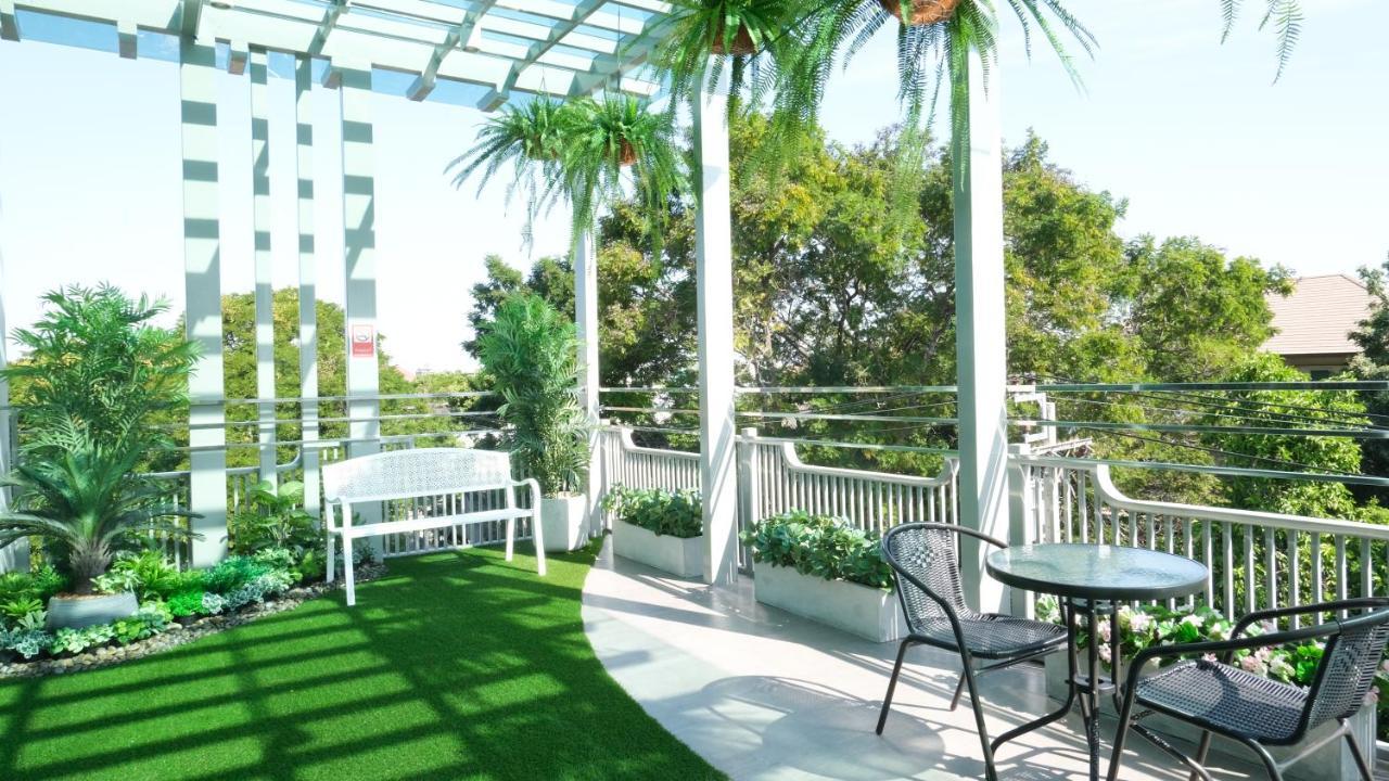 The Square 101 Hotel