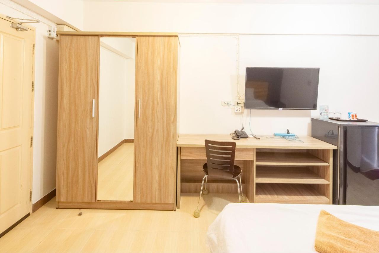 Gems Park Don Mueang Airport And Bts Hotel