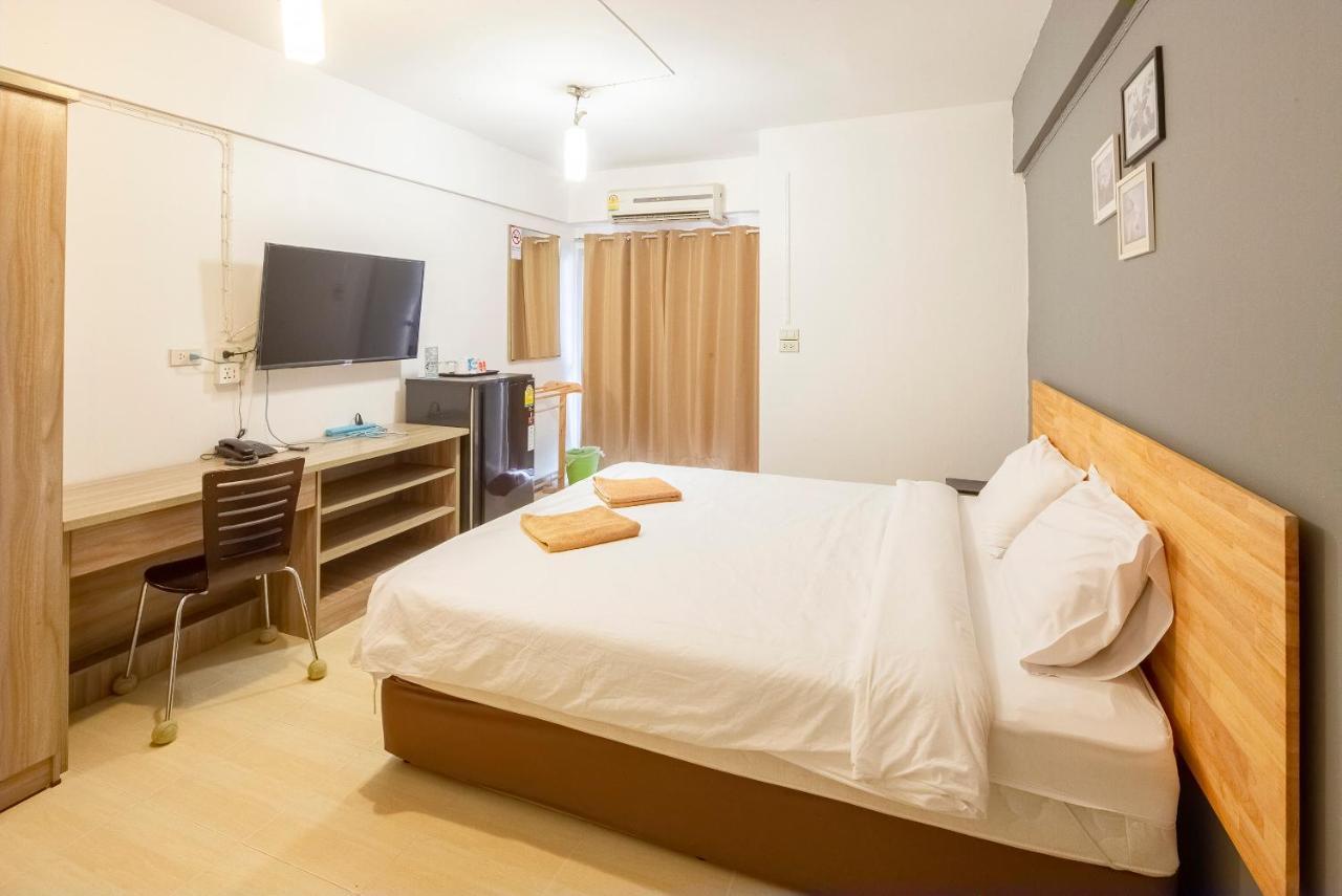 Gems Park Don Mueang Airport And Bts Hotel