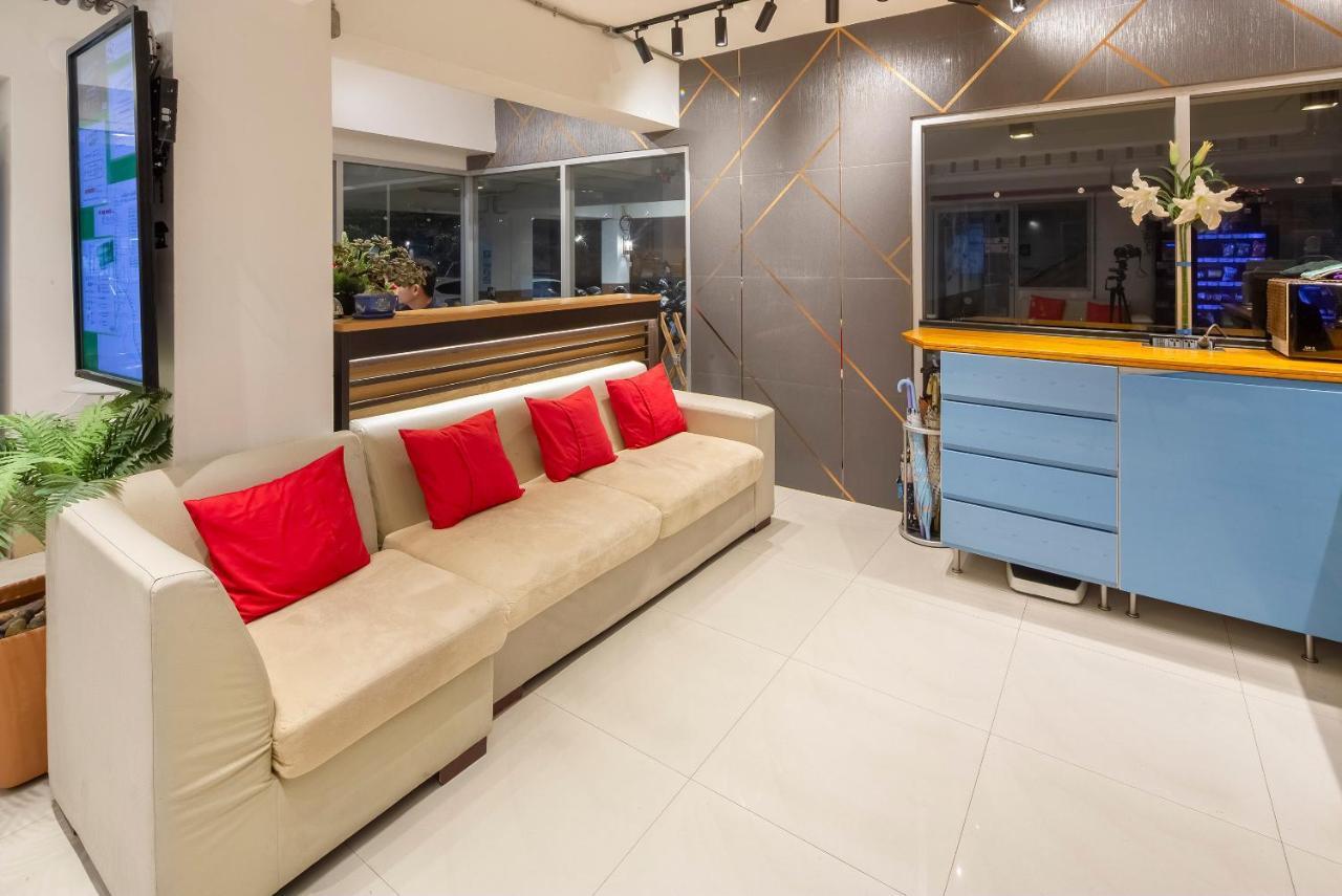 Hotel Gems Park Don Mueang Airport And Bts 3*