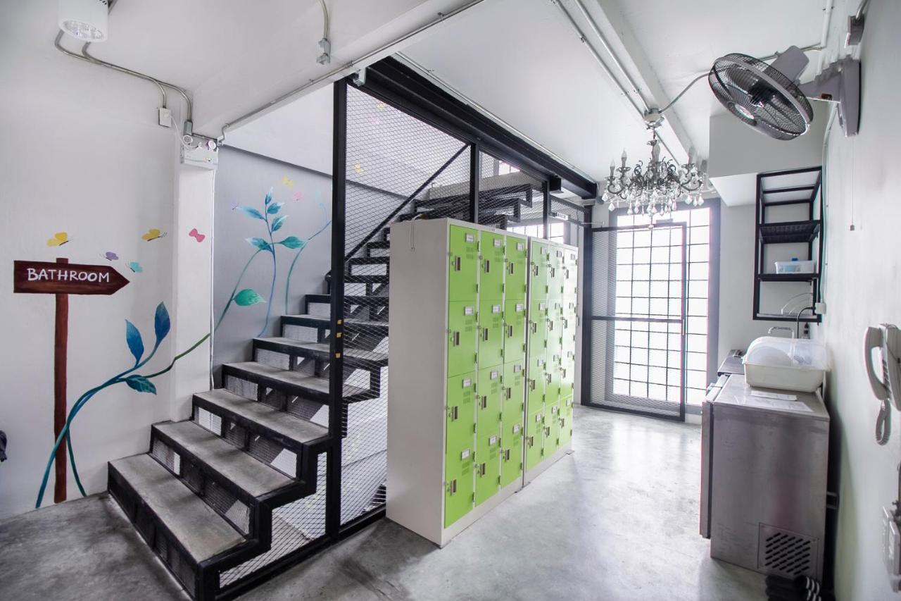 Hotel Hostel@seatzstation Bangkok